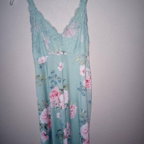 FN Flora Nikrooz Womens Size Medium Lace Chemise 2 Pack NIB - Picture 6 of 7